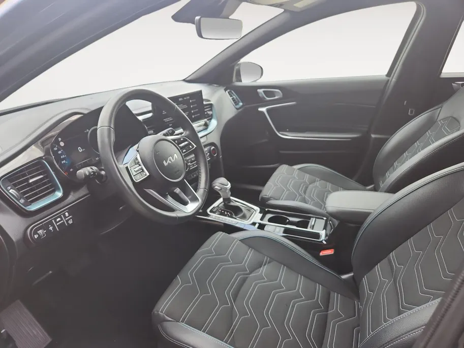 Kia Ceed Sportswagon 1.0 T-GDi MHEV Design Edition Stoel / Stuurverwarming | Adap Cruise | Camera | Privacy glass | Climate Control |