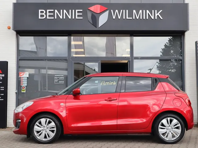 Suzuki Swift 1.2 Select Carplay | Camera