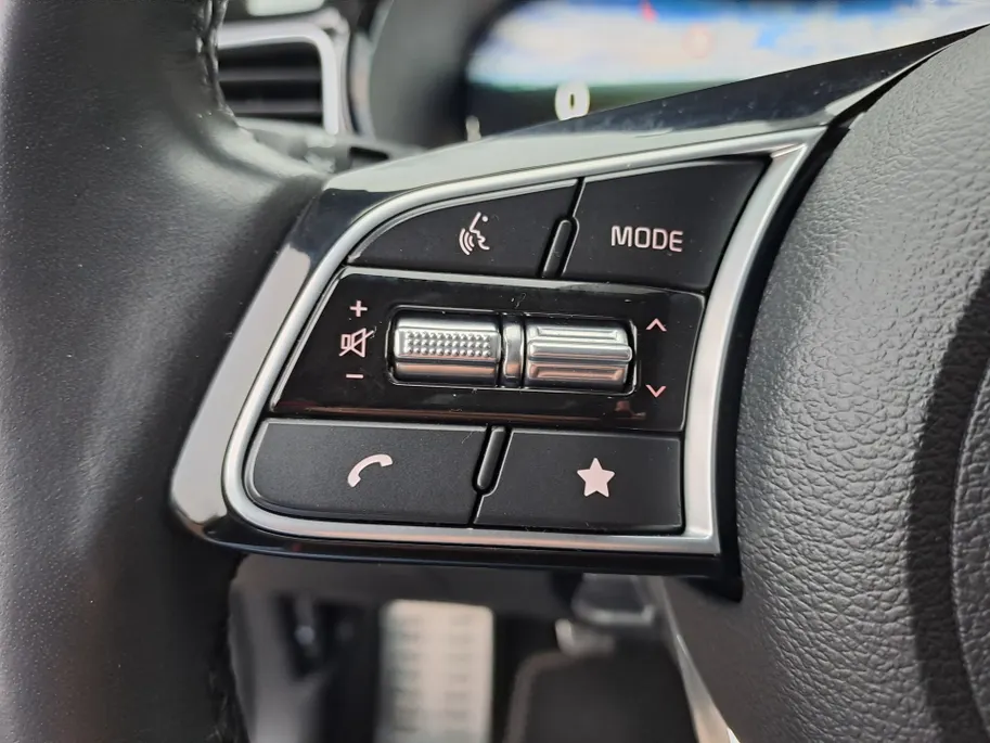 Kia Ceed Sportswagon 1.0 T-GDi ExecutiveLine Navigatie GROOT scherm | Camera | Cruise | Panorama schuif/kanteldak | Dode hoek | Apple Carplay/Android Auto | Stoel/stuur verwarming | JBL | Elektr. achterklep