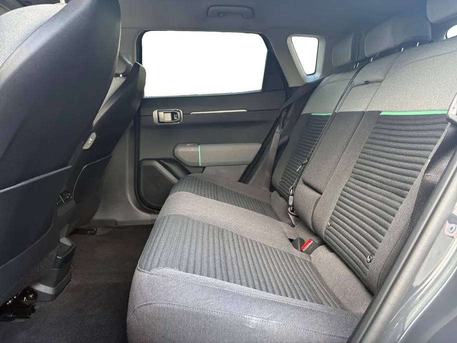 Kia EV4 Plus 81.4 kWh | Achteruitrijcamera | Stoel/stuurverwarming | Apple carplay / Android auto |