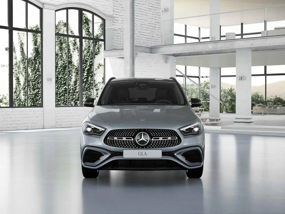 Mercedes-Benz GLA 250 e 140 Years Edition