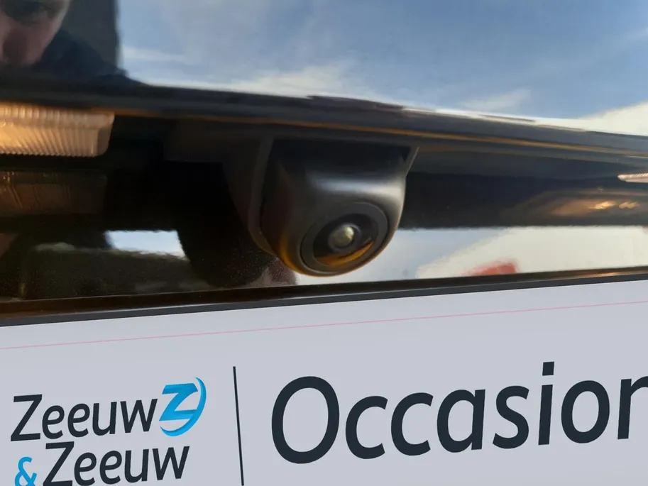 Kia Ceed 1.0T Design Edition | Stoel en stuurverwarming | Dodehoek detectie | Navigatie | Camera | Apple carplay / Android Auto | JBL sound system |