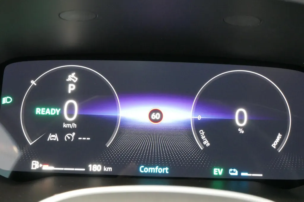 Renault Captur 1.8 E-Tech full hybrid 160 techno | Profiteer nu van €2.500,- Zeeuw & Zeeuw voorraadkorting | Uit voorraad leverbaar op is op