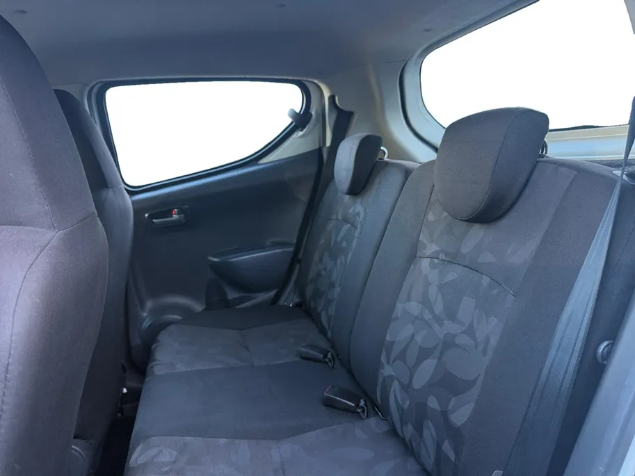 Suzuki Alto 1.0 Comfort Plus | Airco | Achteruitrijcamera | FM-radio | Elektr. ramen voor | 12 maanden garantie!