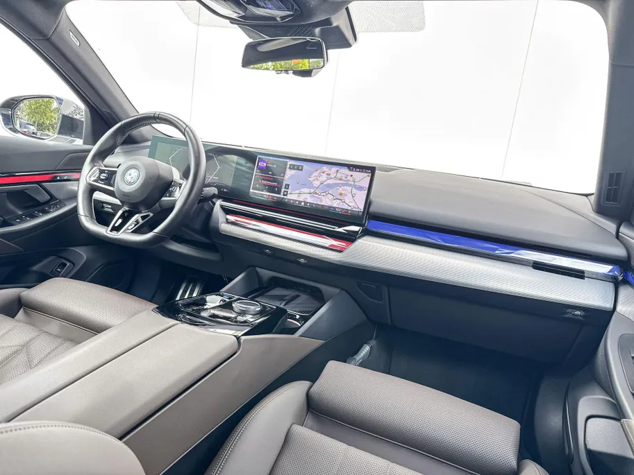 BMW i5 Sedan eDrive40