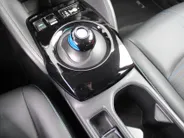 Nissan Leaf Tekna 40 kWh | Trekhaak | Stuur-/stoelverwarming | 360 Camera | LED | Dodehoek detectie | Cruise adapt. | 17' LM | Half leer/stof | Navi |