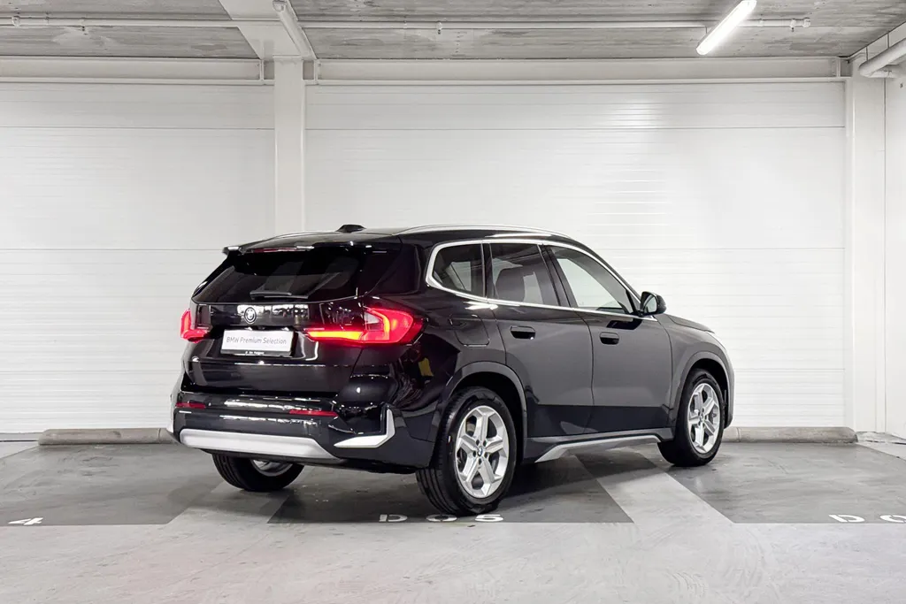 BMW iX1 eDrive20 Pure Edition