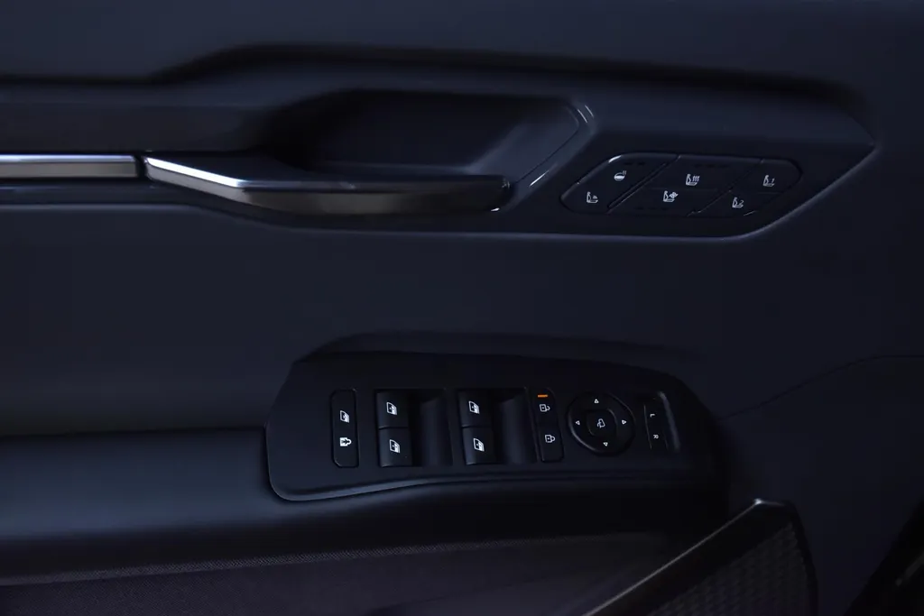 Kia EV9 99,8kWh 204pk RWD Plus NIEUW - SNEL LEVERBAAR