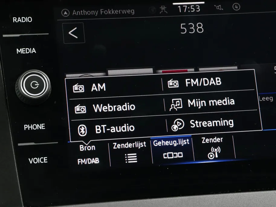 Volkswagen Bedrijfswagens Transporter 2.0 TDI L1H1 28 · Camera · Trekhaak · Apple/Android Car Play · Navigatie · Cruise Control · Vloerplaat · 16'' Inch · Garantie t/m 01-04-2028 of 100.000km