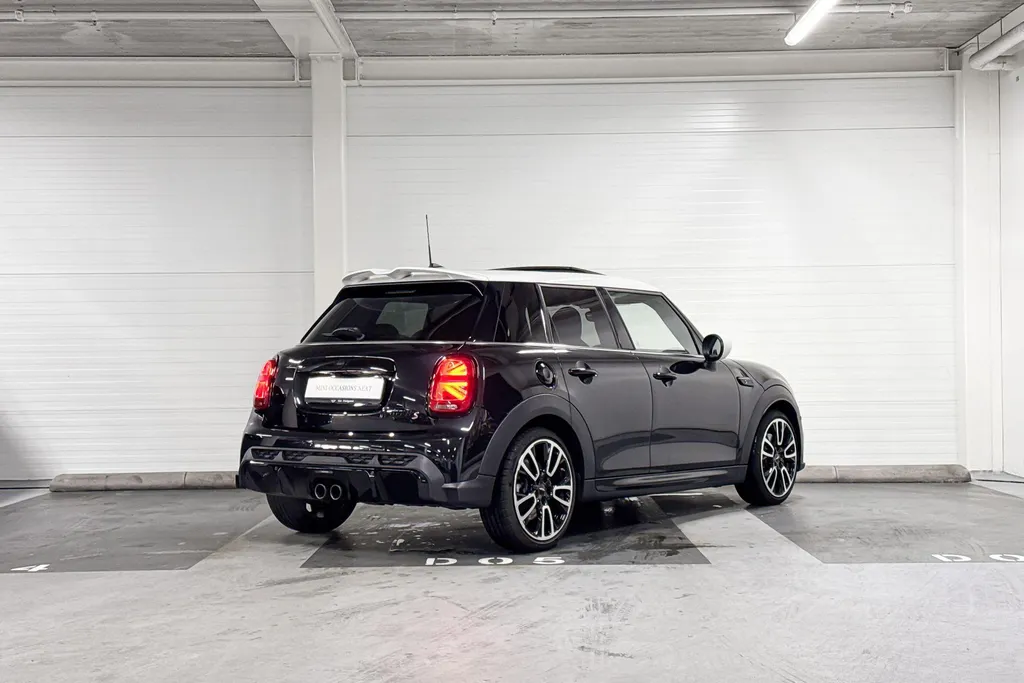 MINI Cooper 5-deurs Cooper S John Cooper Works