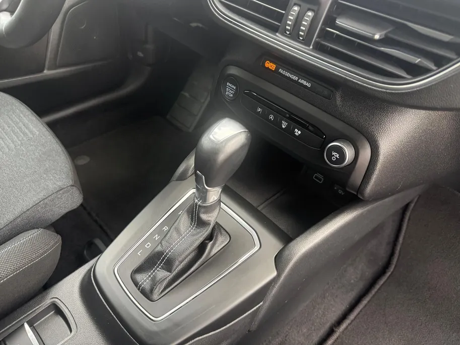 Ford Focus Wagon 1.0 EcoBoost Hybrid Active | Nieuwe Model | SYNC 4 | Trekhaak | Achteruitrijcamera | Winterpack | Privacy Glass | 12 maanden garantie! |