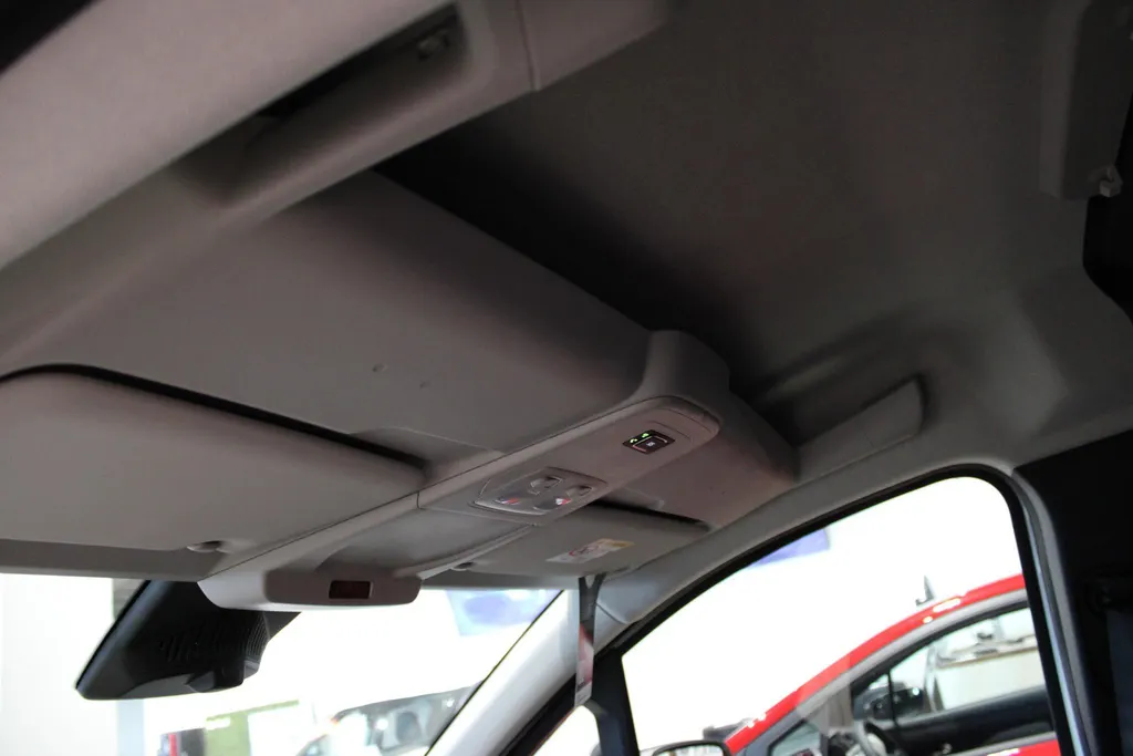 Nissan Townstar N-Connecta L2 44 kWh Nissan TOWNSTAR N-Connecta L2 45 kWh | 22% VOORRAAD KORTING | TREKVERMOGEN 1500KG | APPLE CAR/ANDROID AUTO | ECO LEDER |