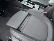 Ford Kuga 2.5 PHEV Sound Edition | Panoramadak | El. Trekhaak | B&O Premium Audio | 20' Lichtmetalen velgen | 360Camera | Adaptive Cruisecontrol | El. Achterklep | Dodehoekdetectie | Matrix Ledkoplampen | Unieke bekleding | El. Verst. voorstoelen |