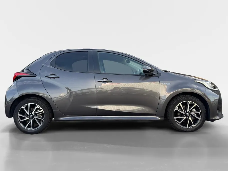 Toyota Yaris 1.5 Hybrid Style | Navigatie | Climate control | Parkeer camera | Stoel verwarming | Keyless