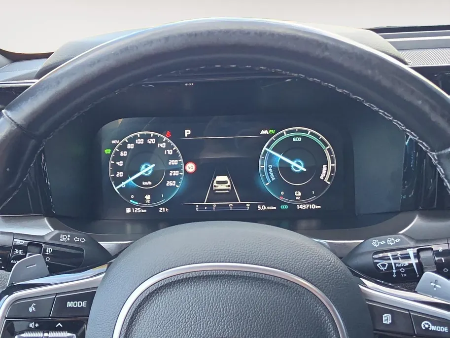 Kia Sorento 1.6 T-GDI Plug-in Hybrid 4WD ExecutiveLine 7p. | Navi | Clima | 360° Camera | Stoelventilatie | Stoel-/Stuurverwarming | Cruise Control | Keyless Entry | 7-Persoons