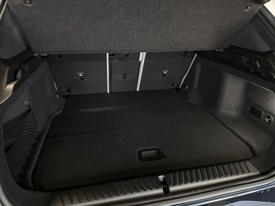 BMW iX3 50 xDrive 113 kWh