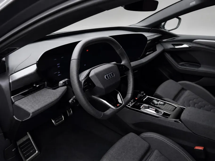 Audi A6 Sportback e-tron S-edition 83kWh/286PK · Adaptieve cruise control · Warmtepomp · 360°Camera · Garantie t/m 18-11-2027