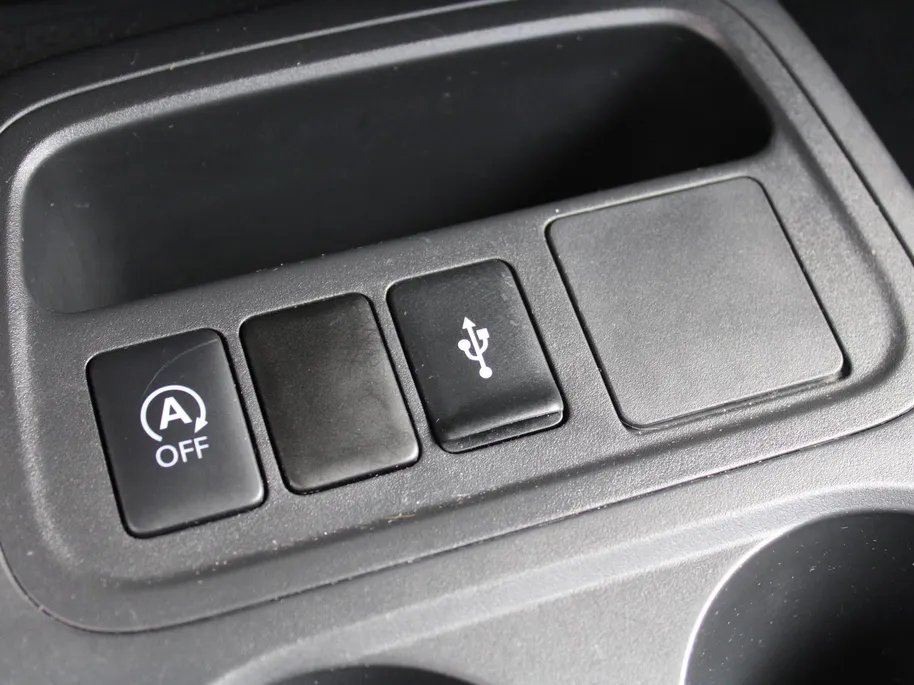 Mitsubishi Space Star 1.2 Connect+ | Airco | Apple Carplay | Android Auto | Licht-/regensensor | Weinig km |