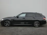 BMW 3 Serie 320e M-Sport Aut. |Schuifdak |Head-Up |Facelift - Widescreen!