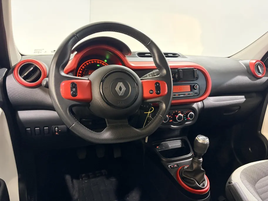 Renault Twingo 75PK SCe Collection | Airco | USB | Elektrische Ramen & Spiegels | Centrale Deurvergrendeling | LED Dagrijverlichting | Licht Sensor | Bluetooth |