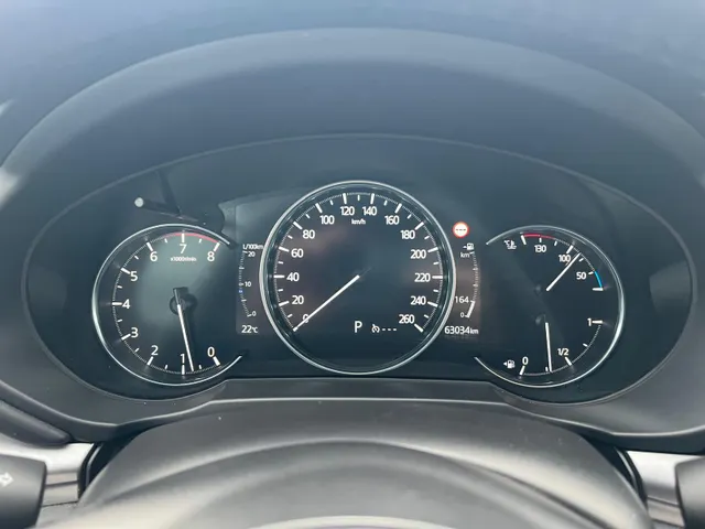 Mazda CX-5 2.0 e-SkyActiv-G M Hybrid 165 Newground AUTOMAAT | TREKHAAK | 360gr. CAMERA | NAVIGATIE | APPLE + ANDROID | HEAD-UP DISPLAY | 19'LM VELGEN | EL.A. KLEP |
