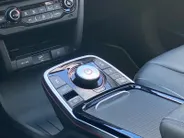 Kia e-Niro ExecutiveLine 64 kWh | Climate control | Leder | Stoel + stuurverwarming en ventilatie | Schuif/kanteldak | Navigatie | 17 inch LM-velgen | Keyless | SOH 97% |