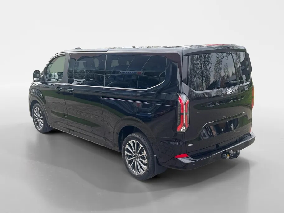 Ford Tourneo Custom 340 2.5 PHEV L2H1 Titanium X 8 persoons | TE BESTELLEN AUTO | Elektr. bedienbare AGR Stoelen met lederen bekleding | B&O Audio | Navigatie | Panoramadak | Trekhaak | Achterklep