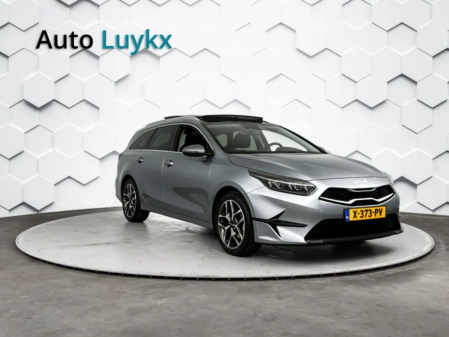 Kia Ceed Sportswagon 1.0 T-GDi Executive Line | Panoramadak | Elektrische stoelen | Elektrische achterklep