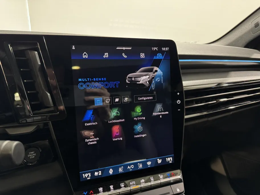 Renault Rafale 200PK E-Tech Full Hybrid Esprit Alpine Automaat | DEMO - Directie auto | Harman Kardon Audio | Head Up Display | Panoramadak | 4 Control | Matrix LED Koplampen | Camera | Climate Control | Apple CarPlay/Android Auto |
