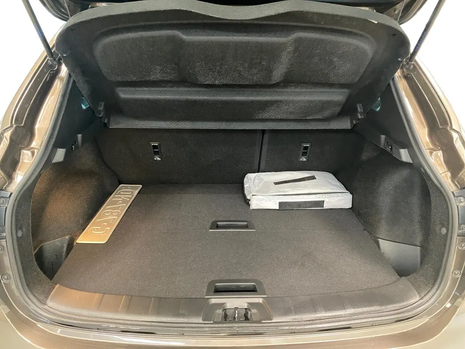 Nissan QASHQAI 1.3 DIG-T | AUTOMAAT | N-CONNECTA | PANODAK | TREKHAAK |