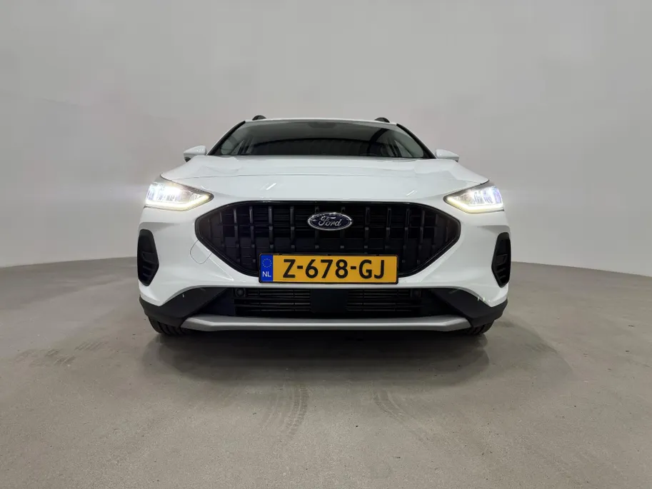 Ford Focus 1.0 EcoBoost Hybrid Active 125 PK | Automaat | Winterpack | Apple Carplay - Android Auto |  Full LED | Keyless Entry & Start |