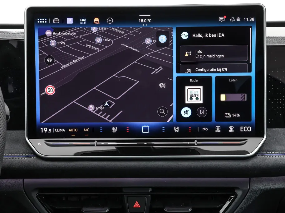Volkswagen Tiguan R-Line Edition 1.5 eHybrid 204 PK 6 versn. DSG · Black Style Pakket · Panoramaschuif-kanteldak · Comfort Pakket Plus · Interieur Style Pakket · Prijs is inclusief inruilpremie ·