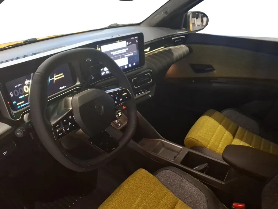 Renault 5 urban range iconic cinq 40 kWh nu 1.600,- voorraad korting | Harman Kardon | Carplay | Stoel-stoelverwarming | Camera |