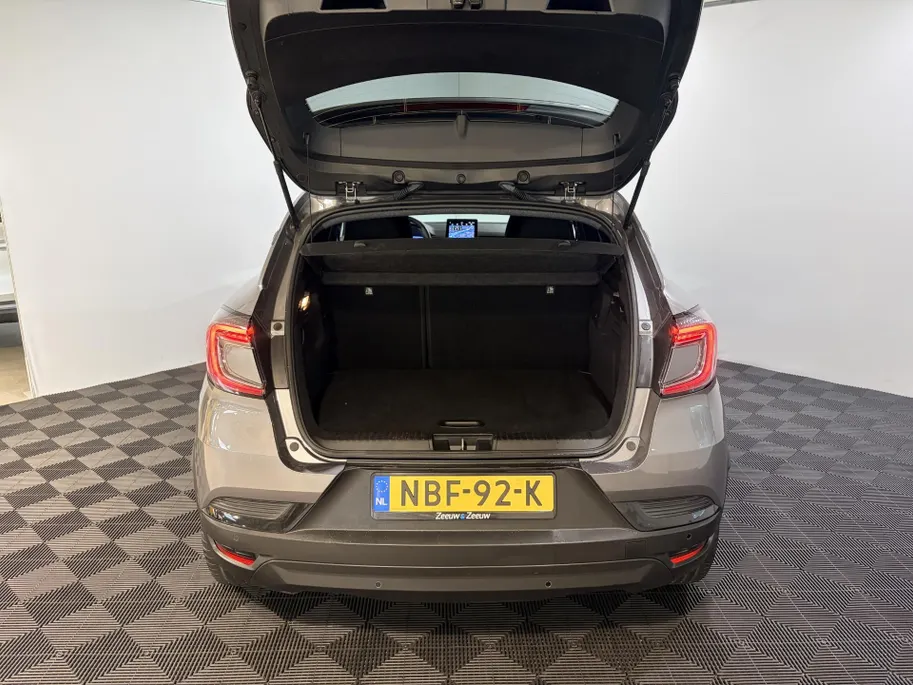 Renault Captur 160PK E-Tech Full Hybrid Techno Automaat | Camera | Parkeersensoren | Adaptive Cruise Control | Climate Control | Apple CarPlay/Android Auto | Full LED | Licht & Regen Sensor | Lichtmetalen Velgen |