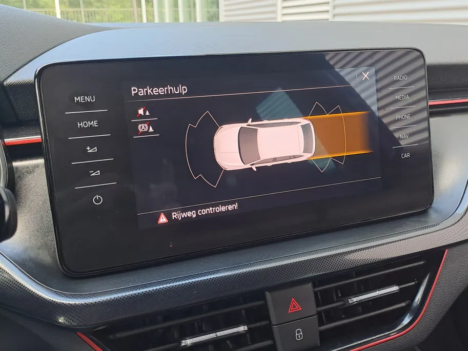 Škoda Scala 1.0 TSI Sport Business | Navigatie | Adaptive Cruise | Sensoren | Climate | Apple Carplay/Android Auto