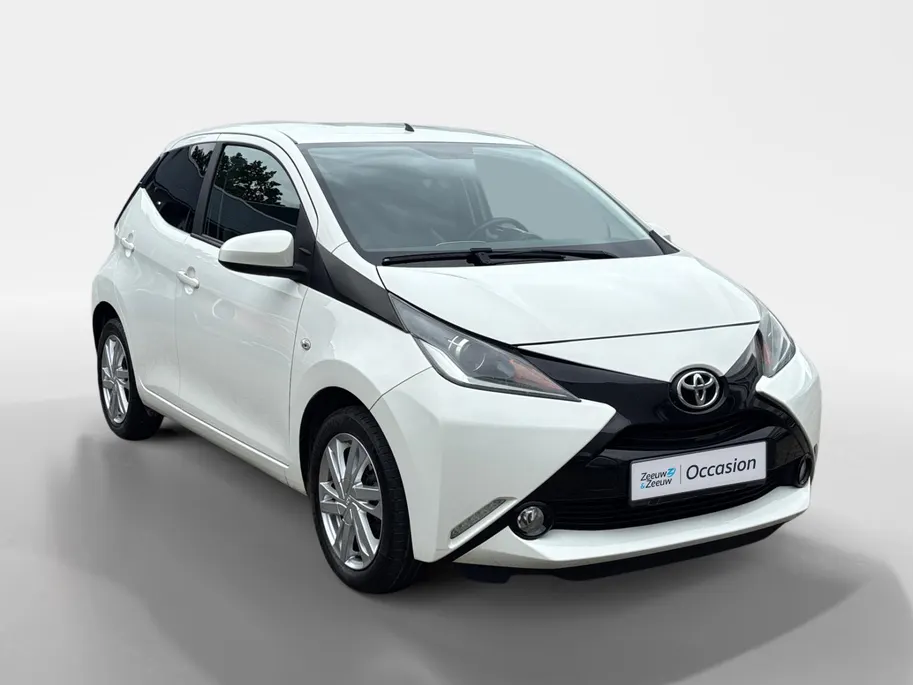 Toyota Aygo 1.0 VVT-i x-sport | Goed onderhouden | Achteruitrijcamera | Airco | Bluetooth | 12 maanden garantie! |