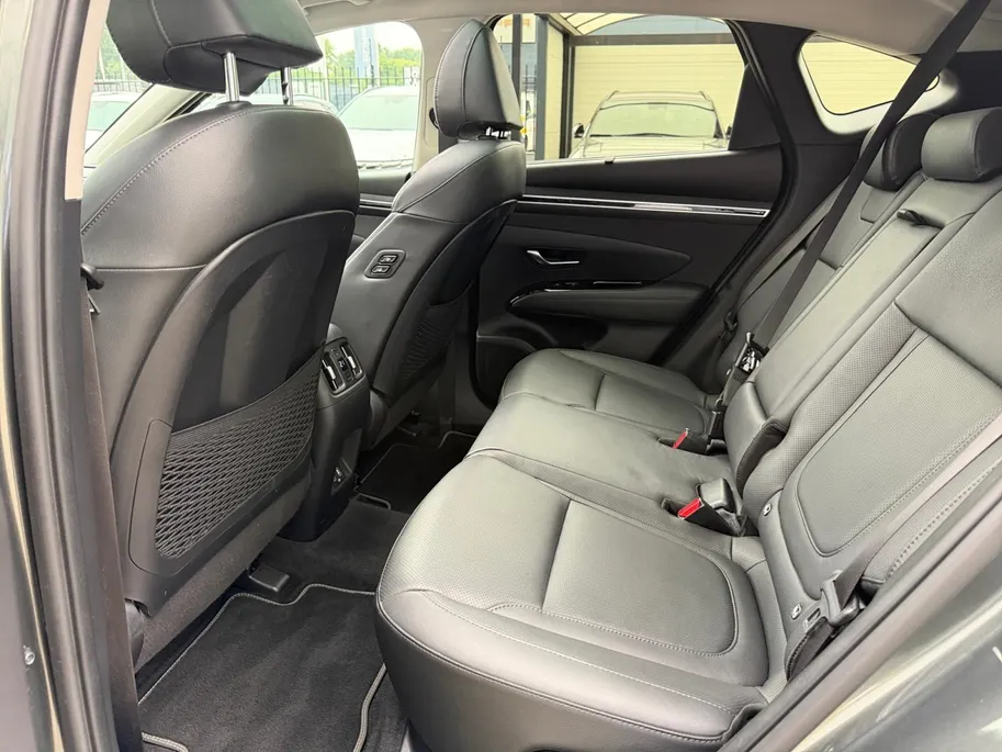 Hyundai Tucson 1.6 T-GDI PHEV Premium Sky 4WD | Zeer nette auto | Full Option | Open dak | 360 graden camera | Dealer onderhouden | Hyundai Rotterdam - Noord |