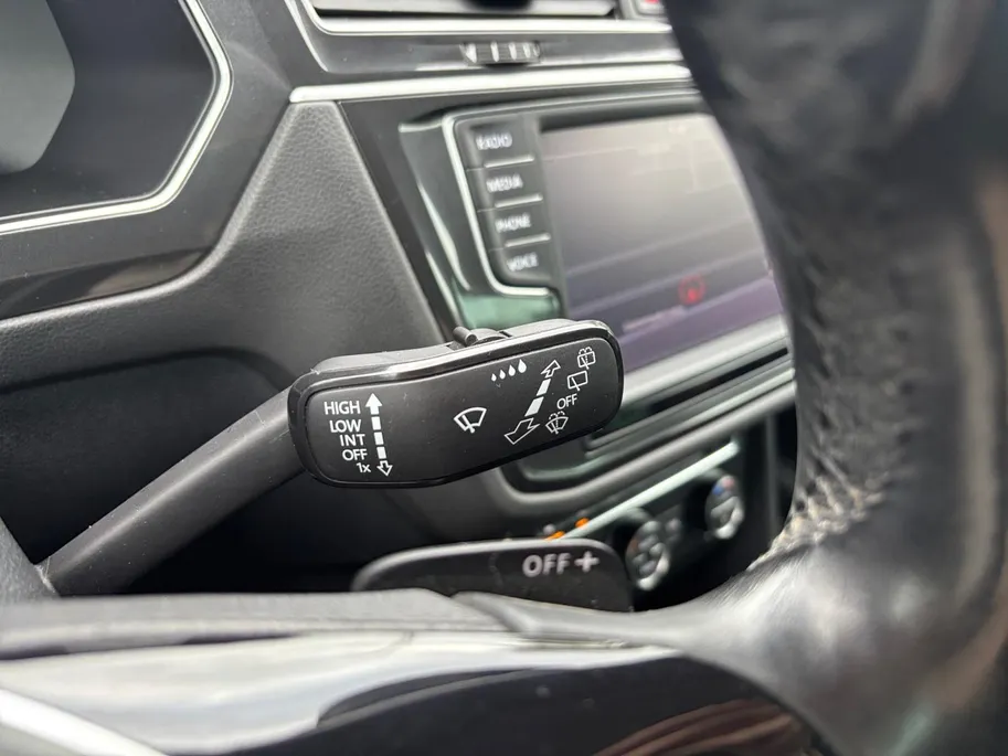 Volkswagen Tiguan 2.0 TSI 4Motion Highline | Trekhaak | Adapt. Cruise Control | Stoelverwarming | Climate Control | Parkeersensoren |