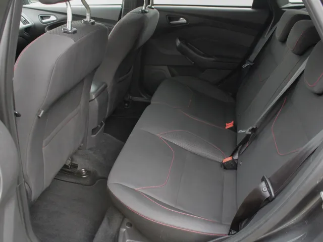 Ford Focus 1.5 ST-Line | Navi | Clima | Park sens | Trekhaak