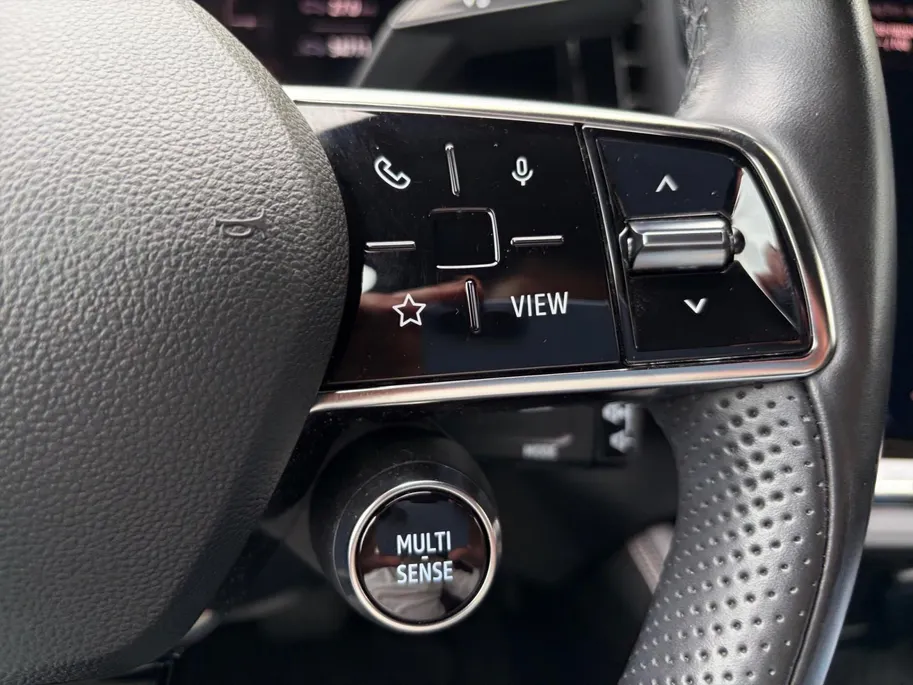 Renault Austral 1.2 E-Tech full hybrid 200 techno Renault Austral 1.2 E-Tech Hybrid 200 Techno