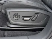 Audi Q6 e-tron S edition performance 100 kWh 306pk · Panoramadak · 360 Camera · Wegklapbare Trekhaak · Elek. Voorstoel · 21'' Inch · Garantie t/m 11-05-2031 of 100.000km