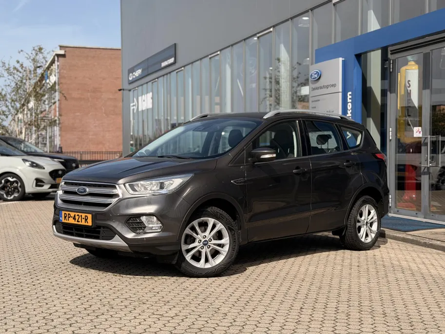 Ford Kuga 1.5 EcoBoost Titanium TREKHAAK I VOORRUITVERWARMING I ACHTERUITRIJCAMERA I CRUISE CONTROL I APPLE CARPLAY / ANDROID AUTO I