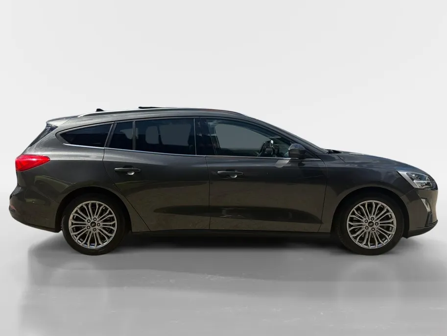 Ford Focus Wagon 1.0 EcoBoost Titanium Business | NL Auto | Dealeronderhouden | Panormadak | Winter Pack | Comfort Pack | Apple Carplay & Android Auto |