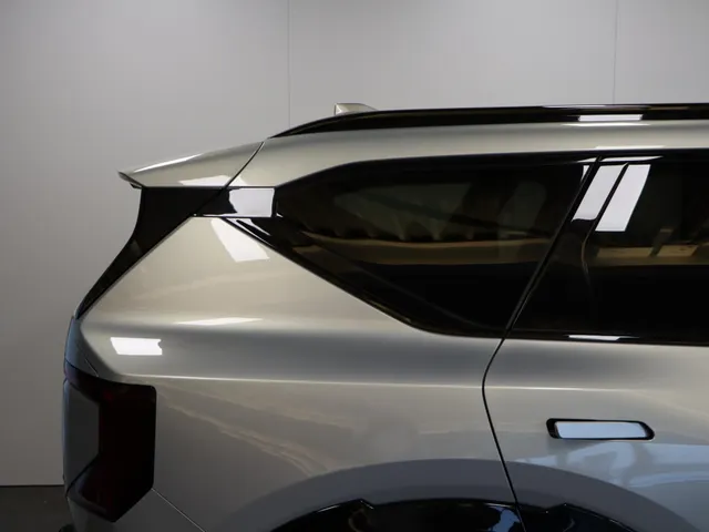 Kia EV5 GT-Line Business Edition 81.4 kWh Afneembare trekhaak & 4 Seizoensbanden