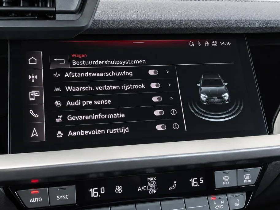 Audi A3 Sportback 40 TFSIe 150kW/204PK S Line · Panoramadak · Apple/Android Car Play · Stoelverwarming