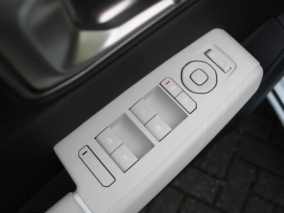Kia EV4 GT-Line 81.4 kWh | Hoge korting! | Nieuw | Direct leverbaar | Actieradius tot 584 km (WLTP) | 18% bijtelling |