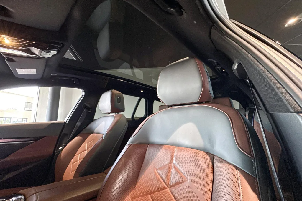 BMW 5 Serie Touring 550e xDrive