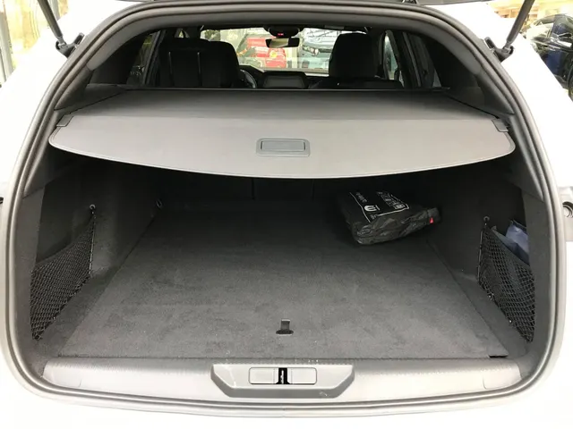 Peugeot 308 SW 1.2 Hybrid 145 e-DCS6 GT