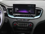 Kia Ceed Sportswagon 1.0 T-GDi MHEV Design Edition | Stuur-/stoelverwarming | Cruise adapt. | Camera | 16' LM | Dodehoekdetectie | JBL audio | LED |