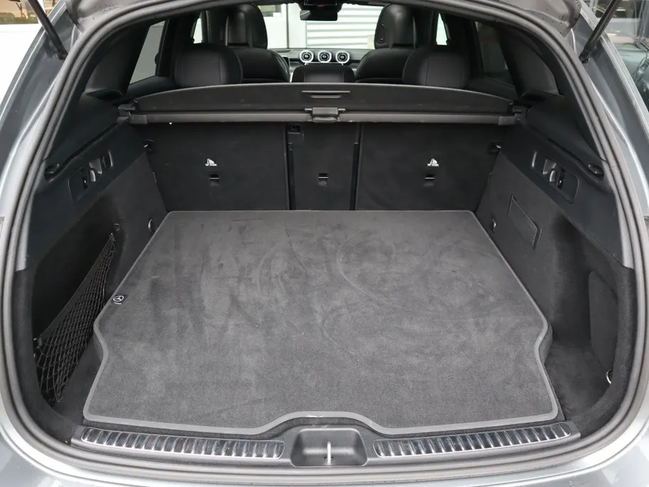 Mercedes-Benz GLC 300e 4MATIC AMG Line